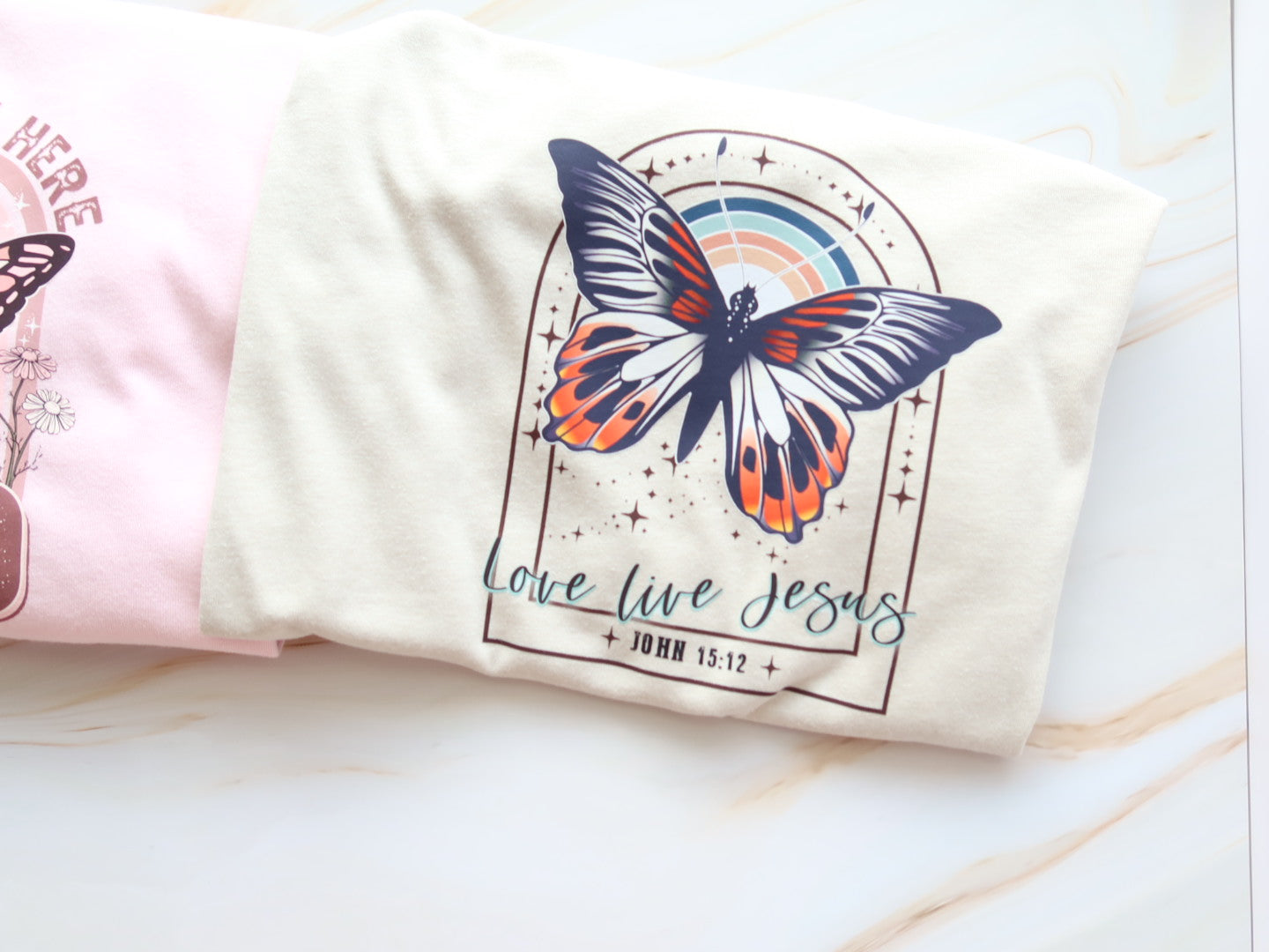 Love Like Jesus Butterfly John 15:12 Tee in Heathered Cement Unisex