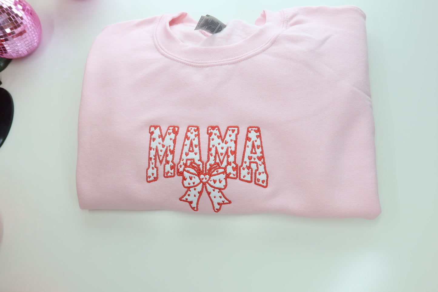 Mama Bow And Heart Appliqué Crewneck Sweater in Pink
