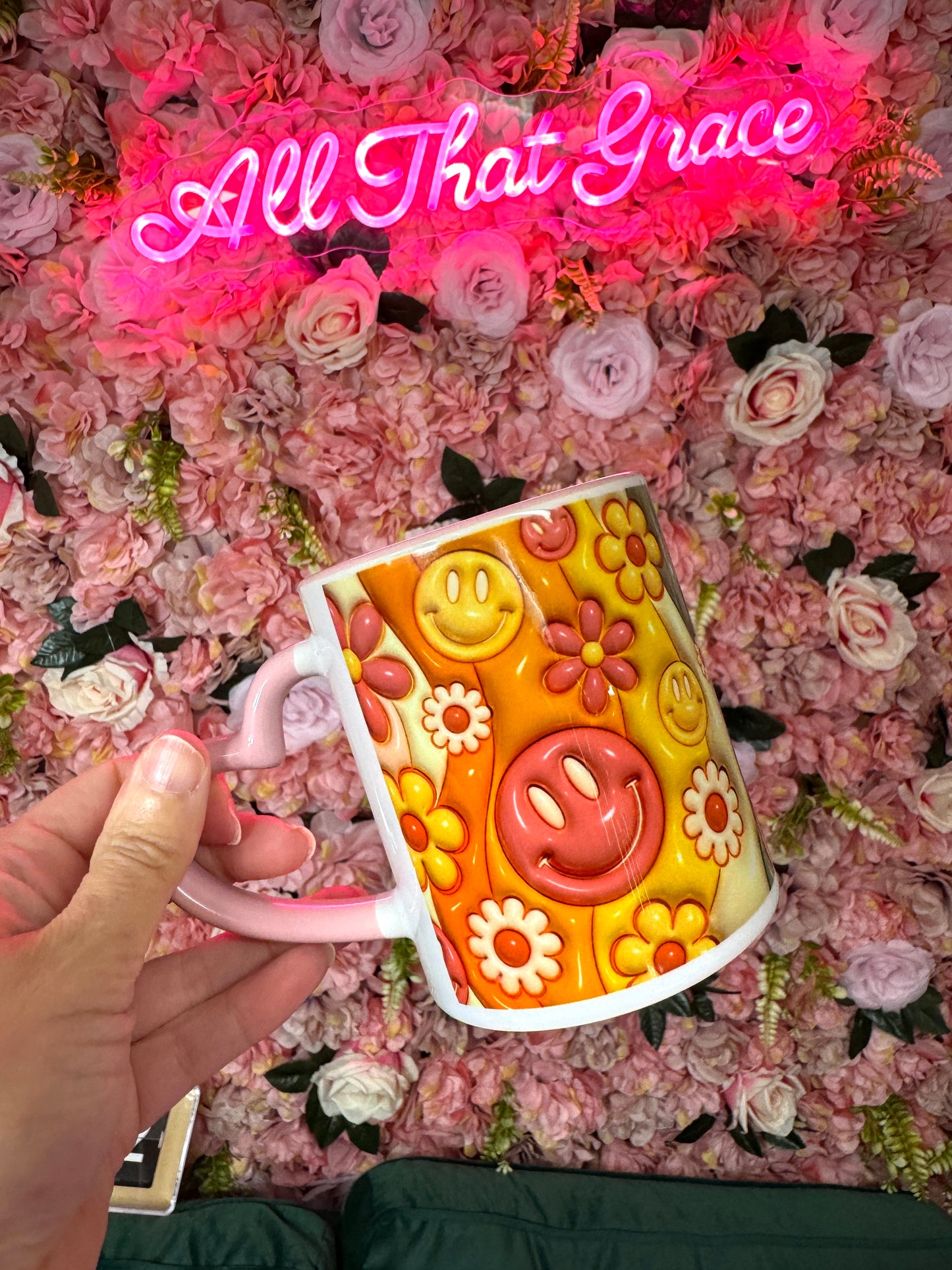 Retro 3D Smiley Face and Flowers Mug 11oz