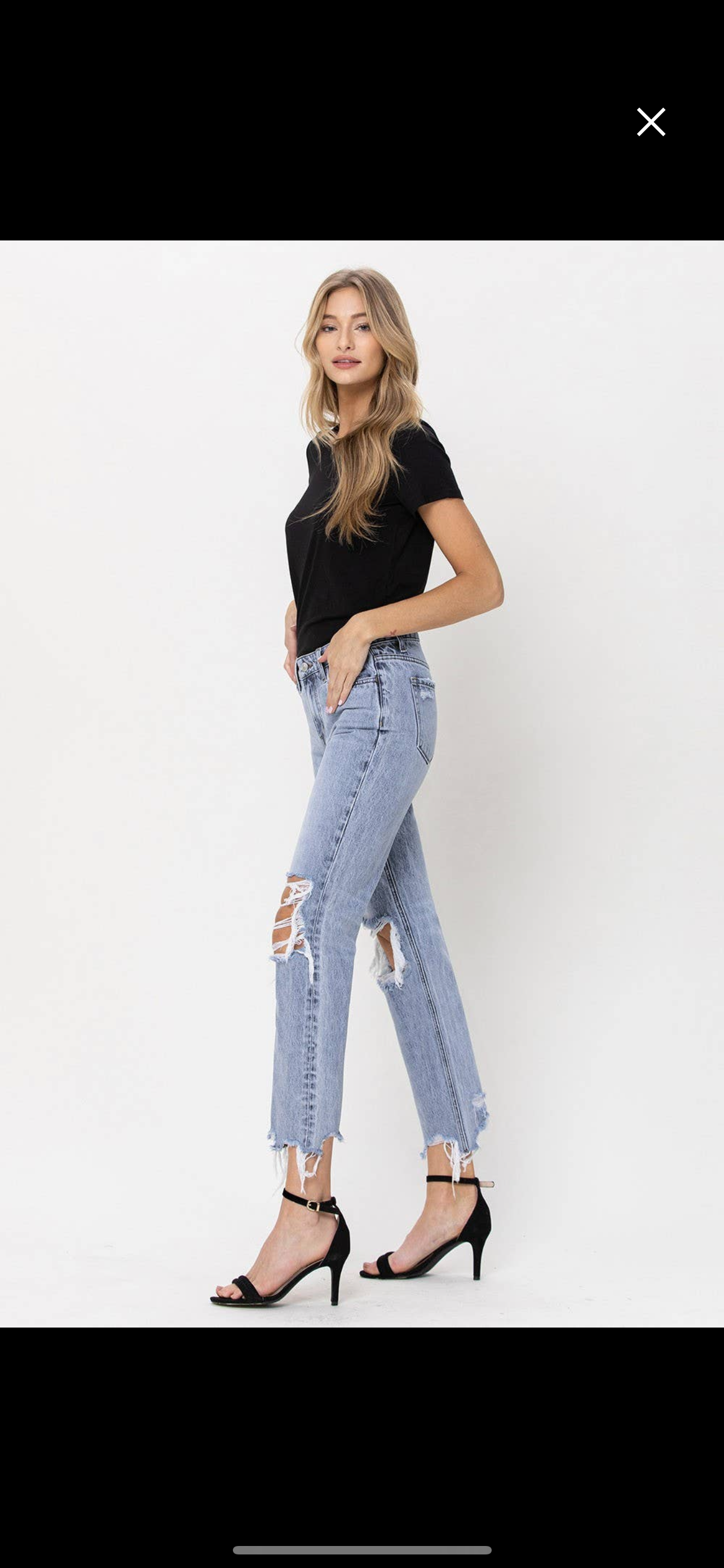 Ashley Distressed Vervet 90's Straight Crop Jeans