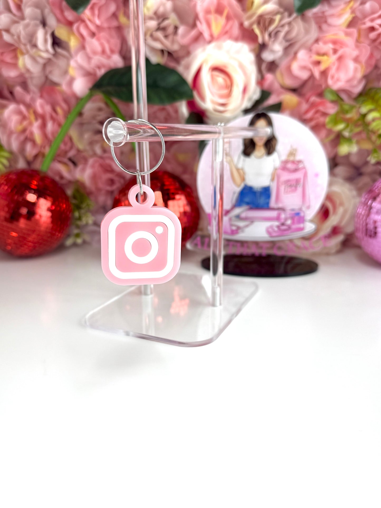 Smart Tap Instagram Logo Keychain