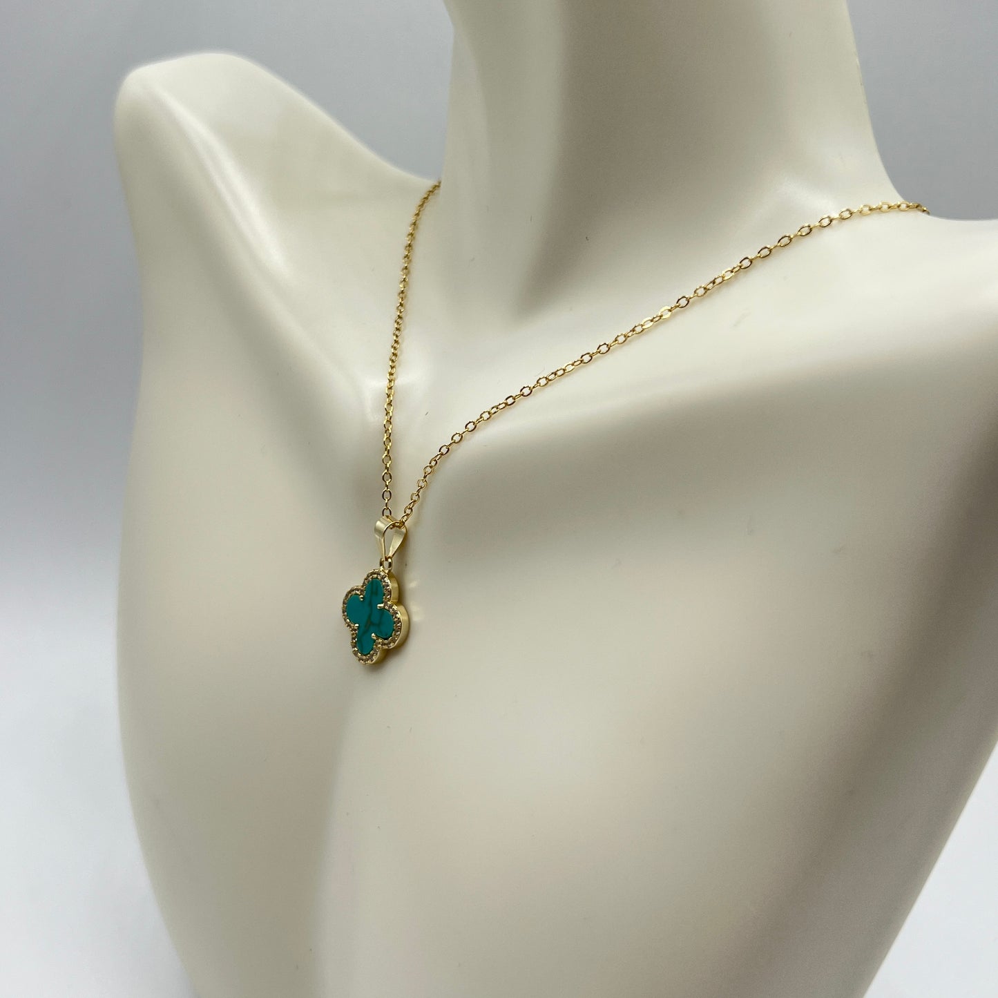 Clover Pave Pendant Gold Necklace in Turquoise Stone