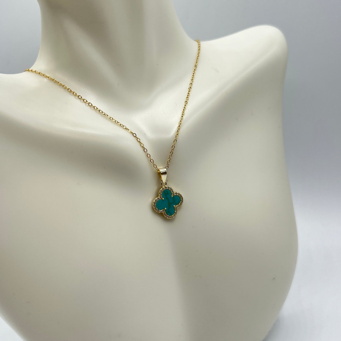 Clover Pave Pendant Gold Necklace in Turquoise Stone