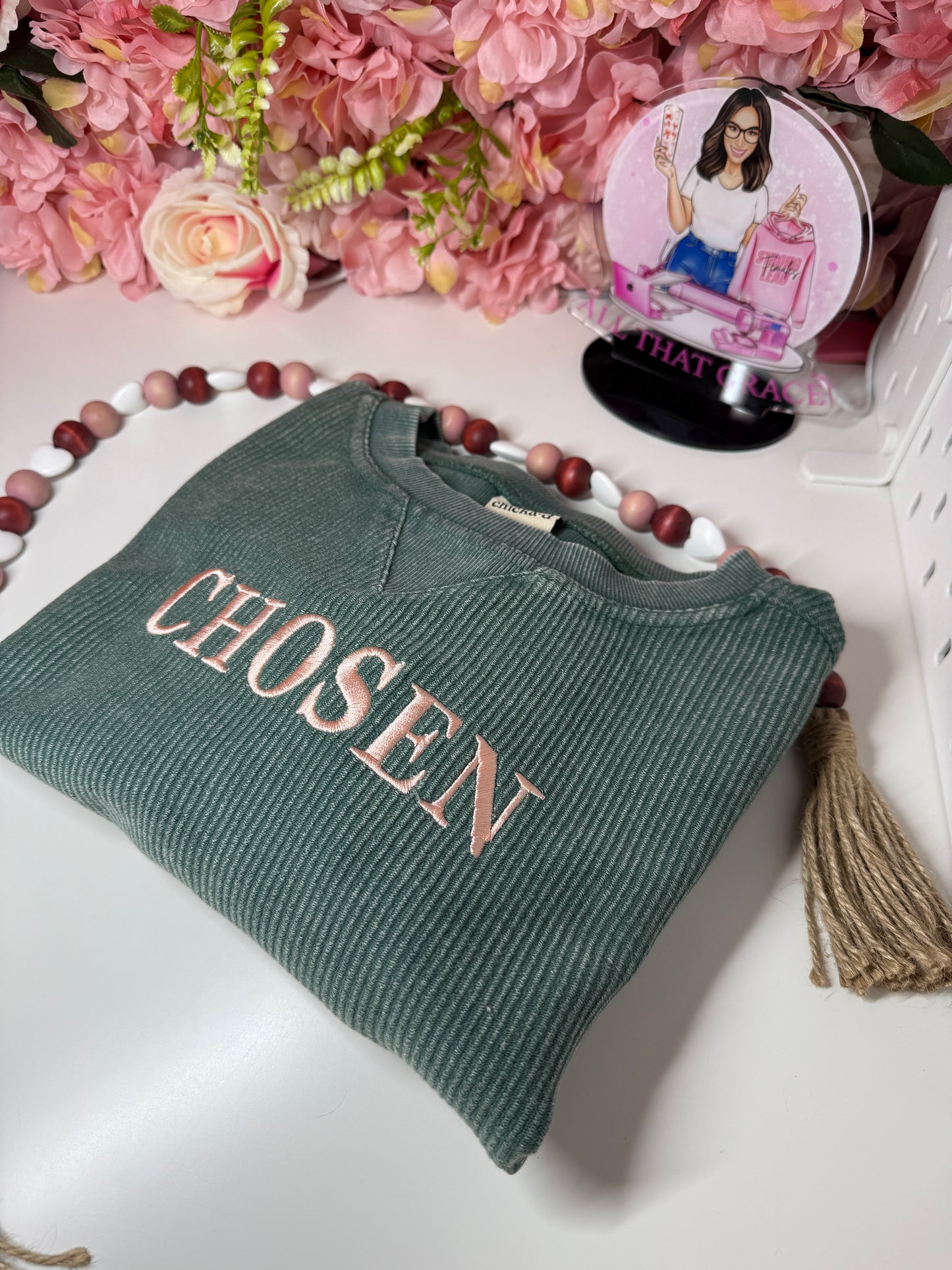 Chosen Embroidered Corded Boxy Pullover in Green