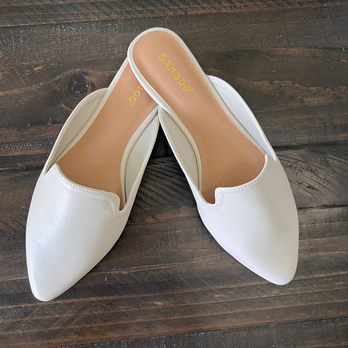 The April Mule Flats in Ivory