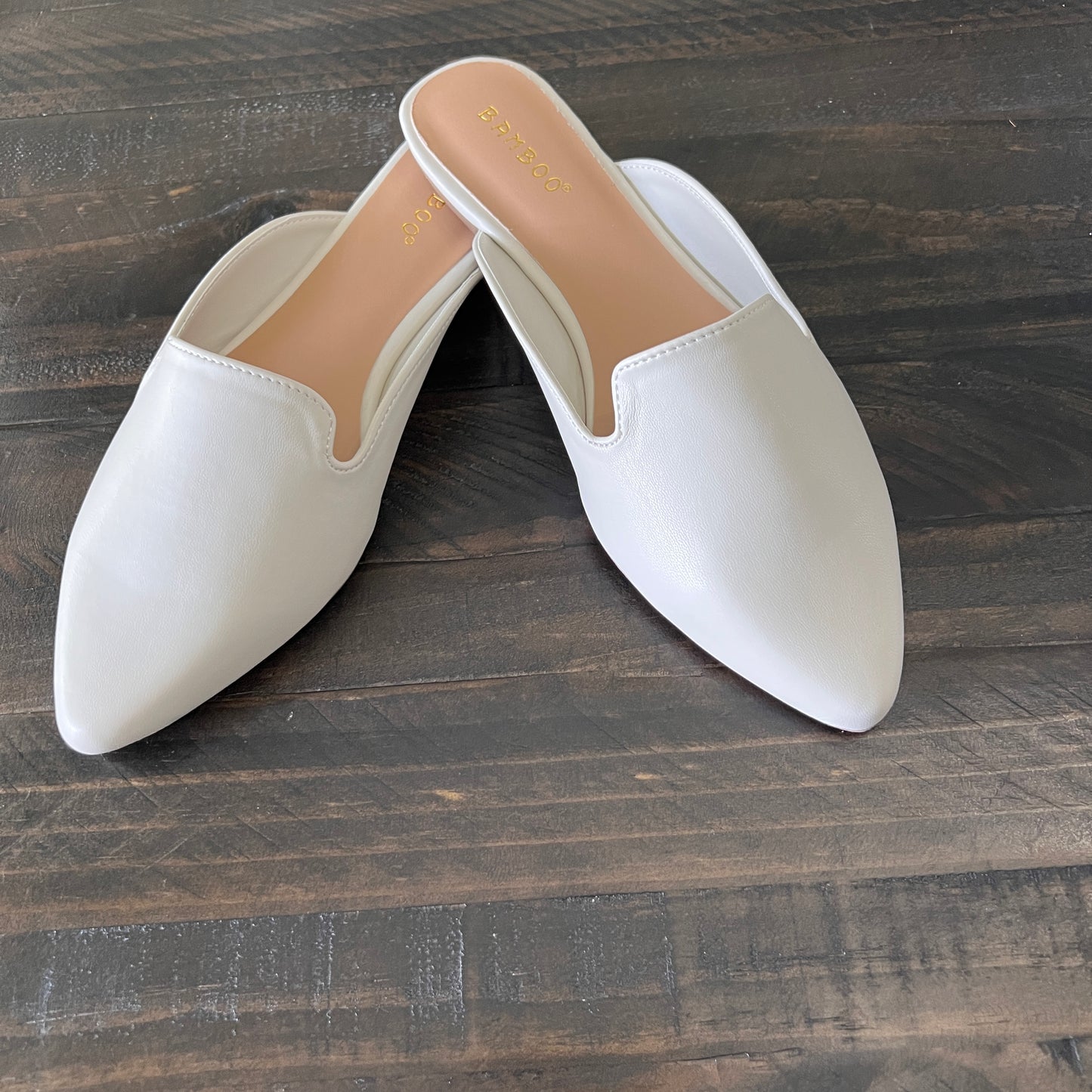 The April Mule Flats in Ivory